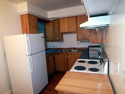 2nd image of 7 Warner St