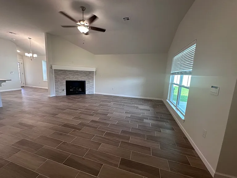 4008 Caraway Ln — Photo 3