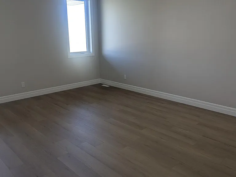 1 Matheos Cres #SFH — Photo 11