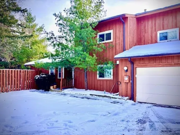 6843 York Pl, Brooklyn Center, MN 55429