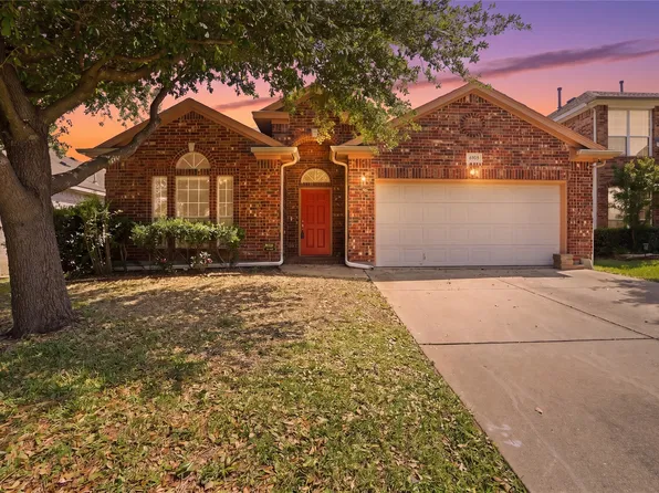 6361 Redeagle Creek Dr, Fort Worth, TX 76179