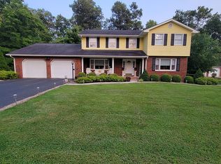 1605 Damron Br, Grayson, KY 41143