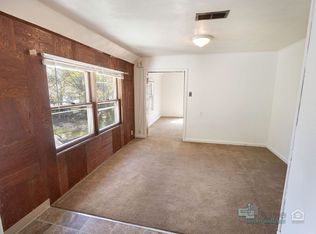 365 16th St SE #6, Salem, OR 97301