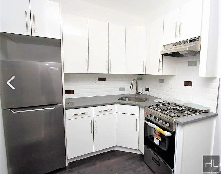 1st image of 894 Rogers Ave #2B