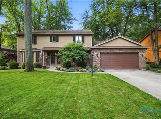 4329 Woodbriar Dr, Toledo, OH 43623