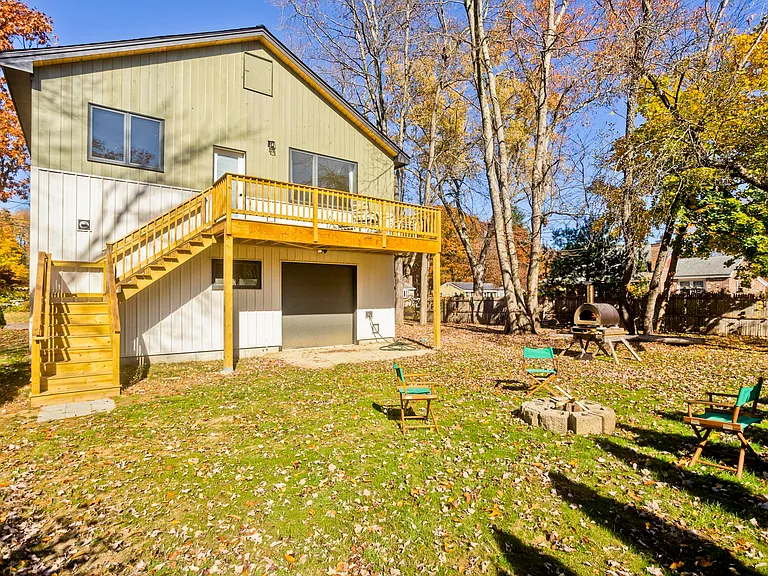 13A Oliver St — Photo 11