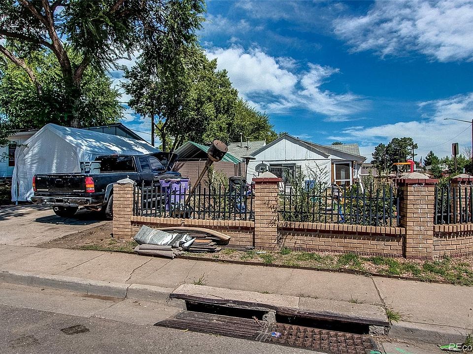 2nd image of 2407 W Hillside Avenue
