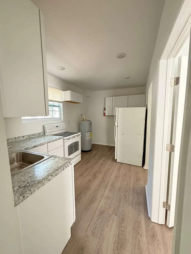 26 West 27th Street - Apt 2 — Photo 4