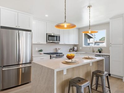 7167 Beagle St, San Diego, CA, 92111