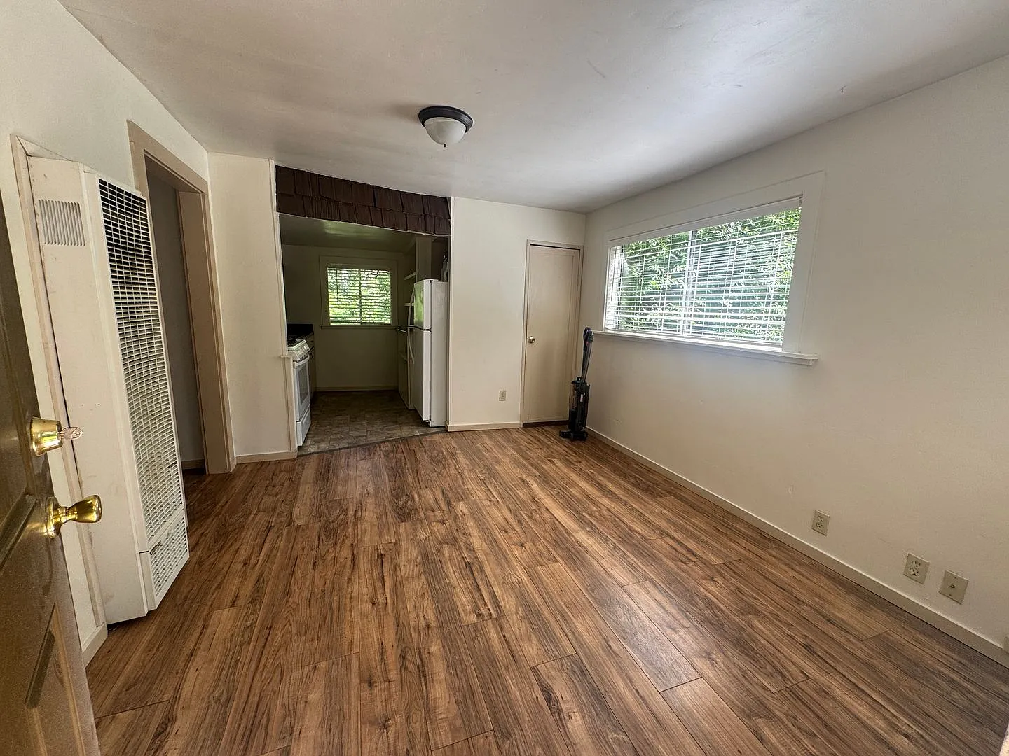 4248 Dows Prairie Road — Photo 4