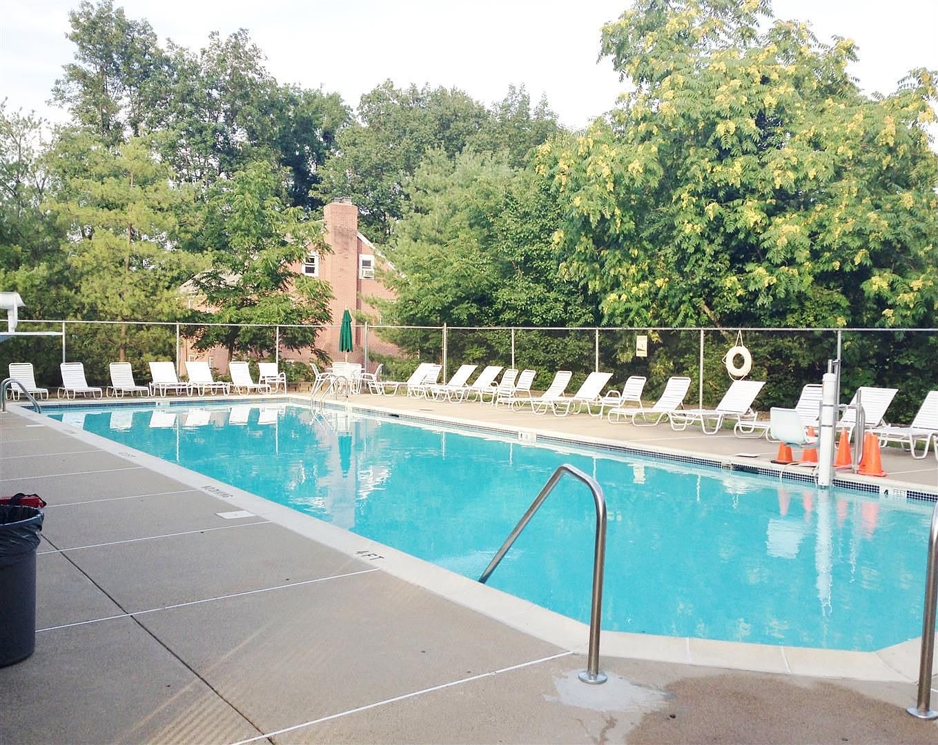 195 Vista Dr, Cedar Knolls, NJ 07927 Zillow