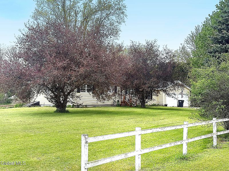 5th image of 23 Thomas Road