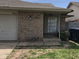 902 SW 97th St, Oklahoma City, OK 73139