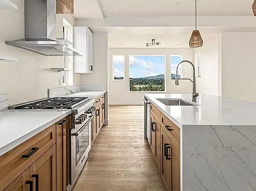 Gourmet Kitchen