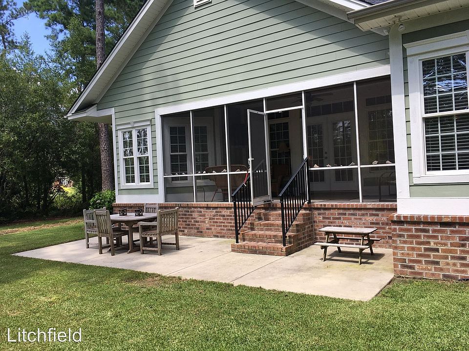 2nd image of 10 Caleb Ct