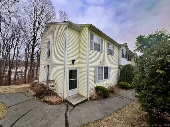 25 Padanaram Road APT 76, Danbury, CT 06811