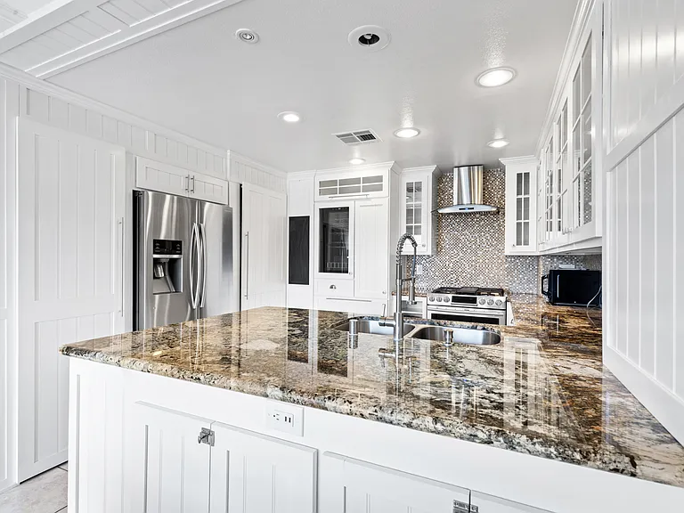 830 Picotte St #203 — Photo 3