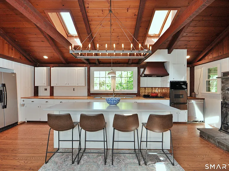 67 Tower Rd — Photo 11