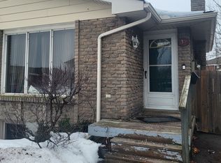 32 McDougall Dr, Thorold, ON L2V 4C4