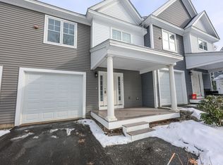 Cottages at Woodland Pond, Manchester, NH 03102