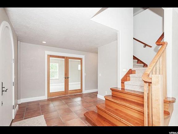 Main Level Entry 2