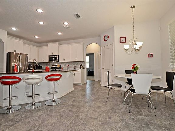 5th image of 623 Meadow Sage Dr