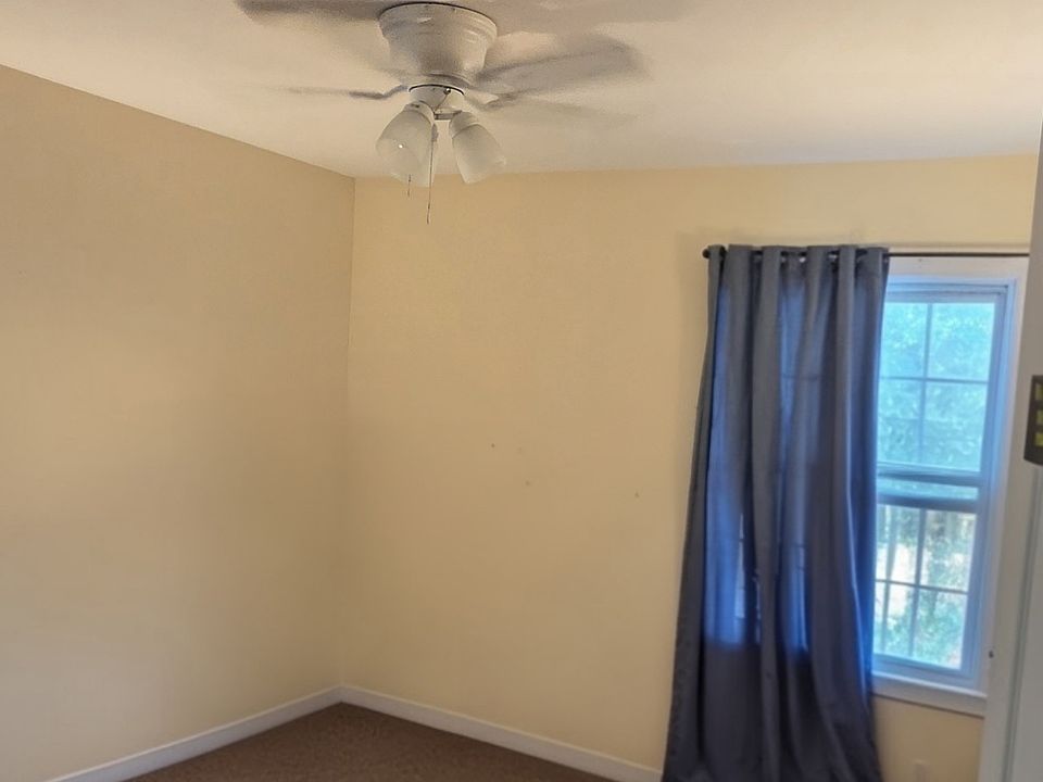 1st image of 1340 W King St #202