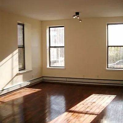 Rented by Nooklyn NYC LLC | media 28