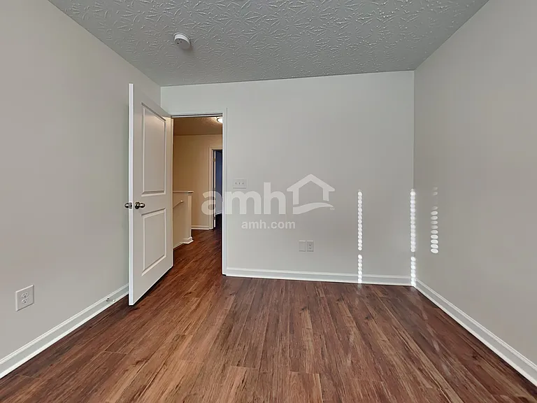 4651 Megan Danielle Dr — Photo 13