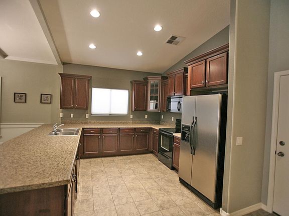 3rd image of 12233 W Tara Ln