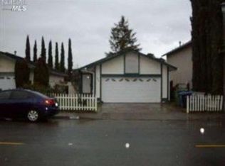 508 Empire Dr, Ukiah, CA 95482