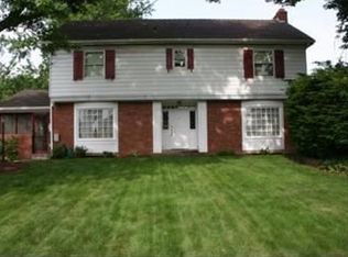 1013 Blackridge Rd, Pittsburgh, PA 15235