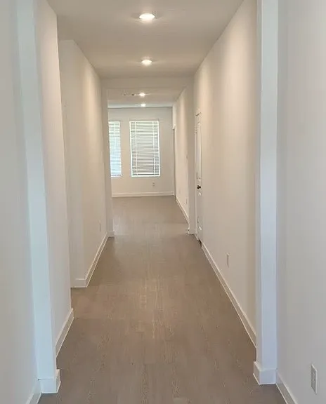 2504 Clyde Rd — Photo 14