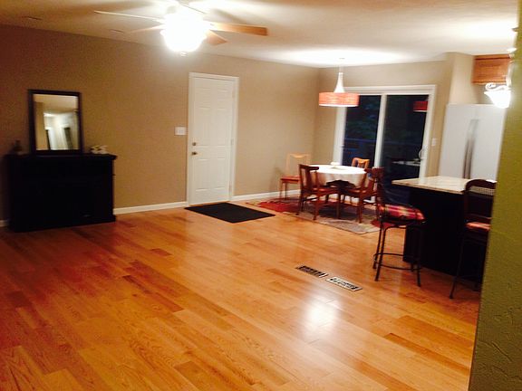 4th image of 2702 W Fountaindale Dr