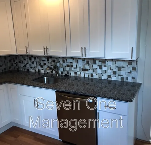 5205 Ridge Ave #B — Photo 6