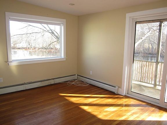 2nd image of 6 River Ct #2