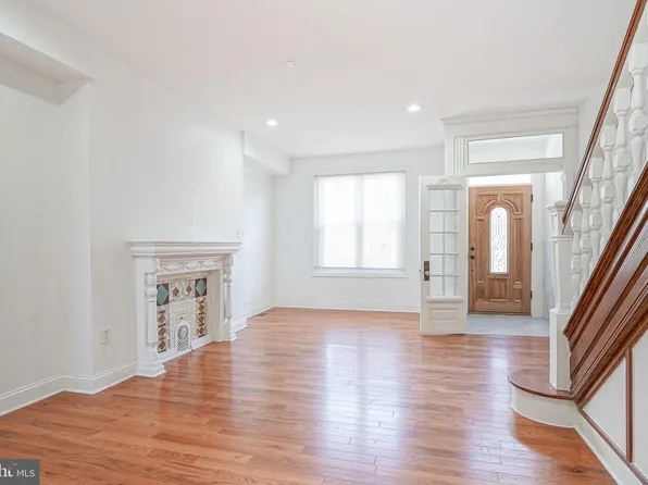 2138 Morris St, Philadelphia, PA 19145