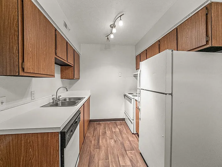Fully-Equipped Kitchen with Dishwasher