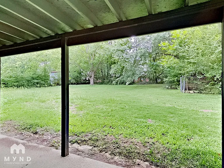 108 Winnetka Way — Photo 16
