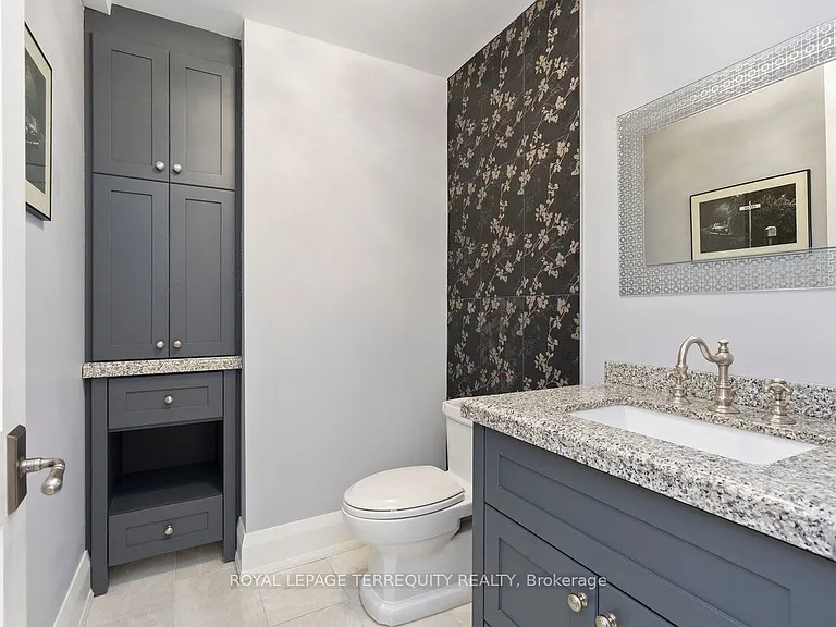 101 Chestnut Hills Pkwy — Photo 20