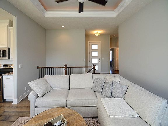 4th image of 15483 Ogden Cir