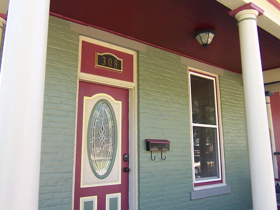1st image of 308 Park Dr
