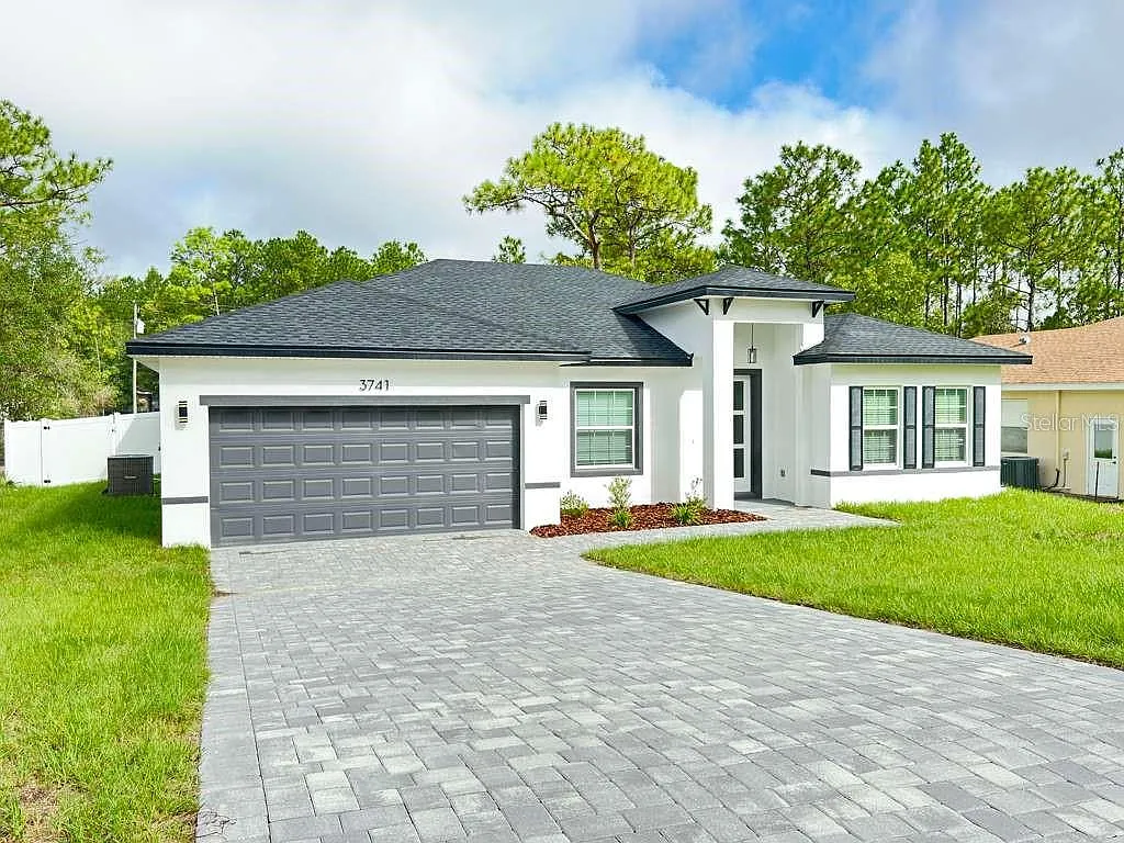 4 bed, 2.0 bath, 1773 sqft, $1,995 — Photo 1