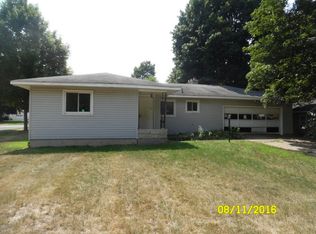 180 E Clinton St, Constantine, MI 49042