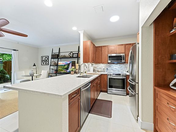 3rd image of 1757 NE 4th Avenue #C2