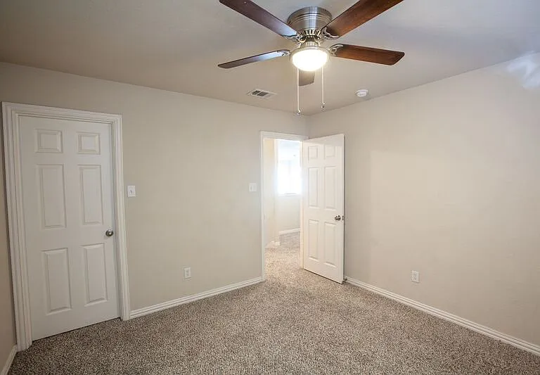 2805 Gooseberry Dr — Photo 29