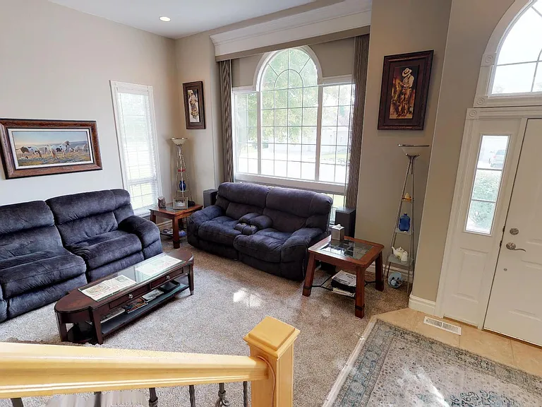 3835 Fairmeadow Dr — Photo 49