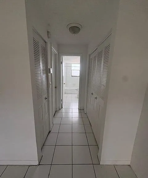 500 NE 2nd St #427 — Photo 9
