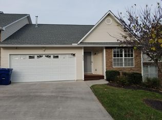 6363 Sky Song Ln, Knoxville, TN 37914