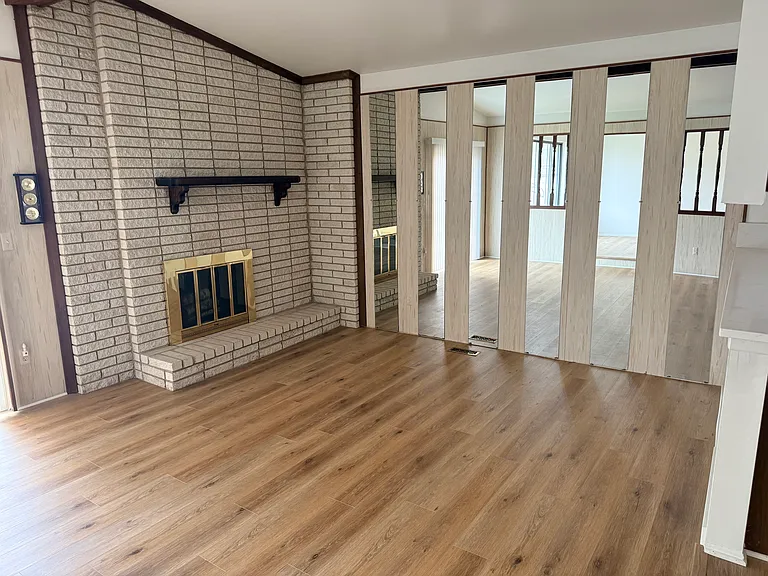 38352 Coronation Dr — Photo 16
